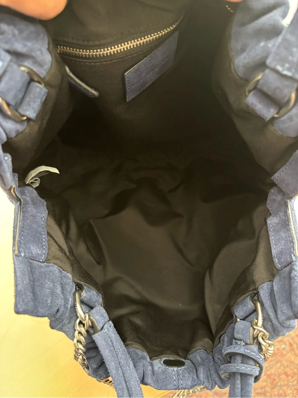 Marc Jacobs excellent carried